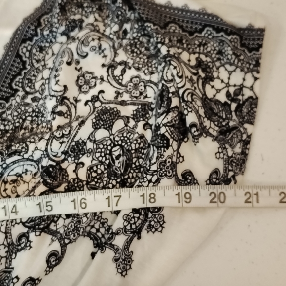 XXI FOREVER 21 DRESS/ TUNIC Womens S/P Black White PAISLEY Floral Art Y2K 90S - Picture 6 of 7